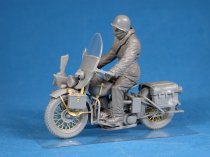 MiniArt 1:35 Scale - US Soldiers with WLA Motorcycles